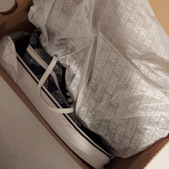 Women's "off the wall" vans size 9 - Picture 4 of 9